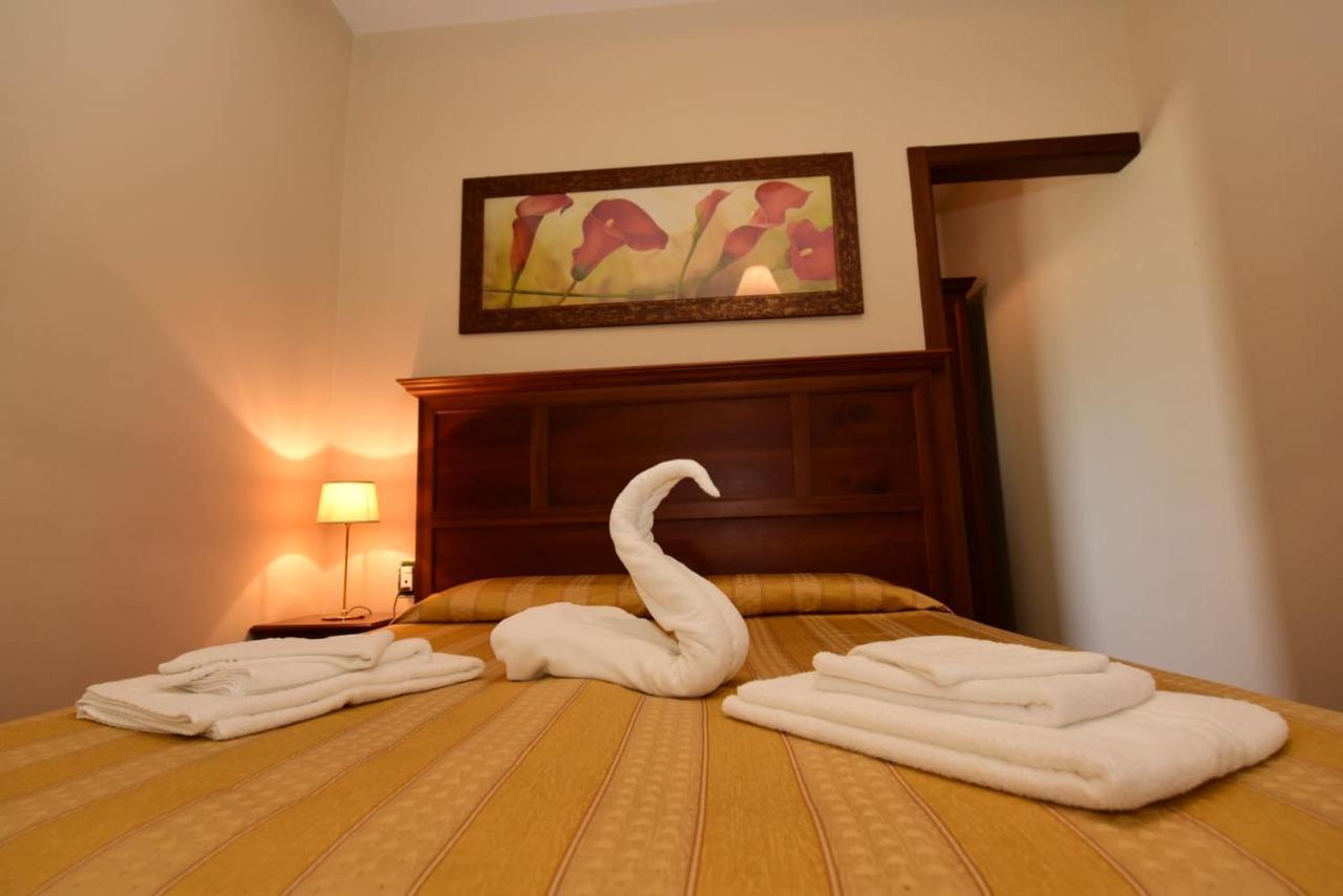 Albergo La Locanda Degli Apolidi Atena Lucana Extérieur photo